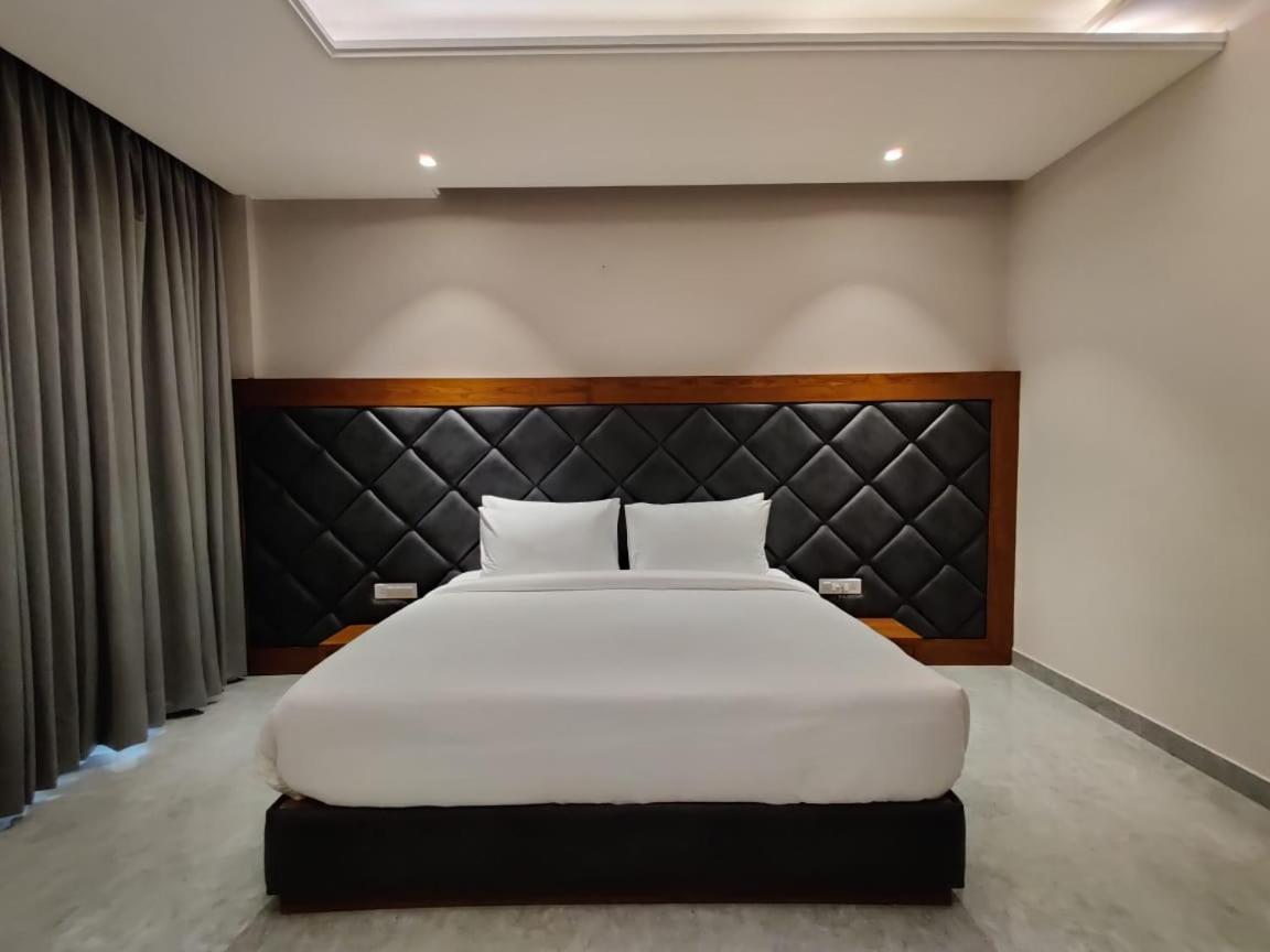 Hotel Parth Una  Екстер'єр фото