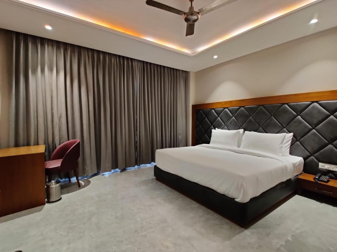 Hotel Parth Una  Екстер'єр фото